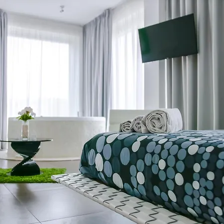 B&B Max Luxury - Servizio Inclusa 4*
