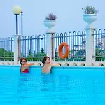 Max Luxury - Servizio Inclusa 4*