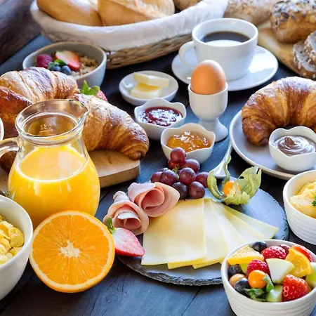 Max Luxury - Servizio Inclusa Bed & Breakfast *