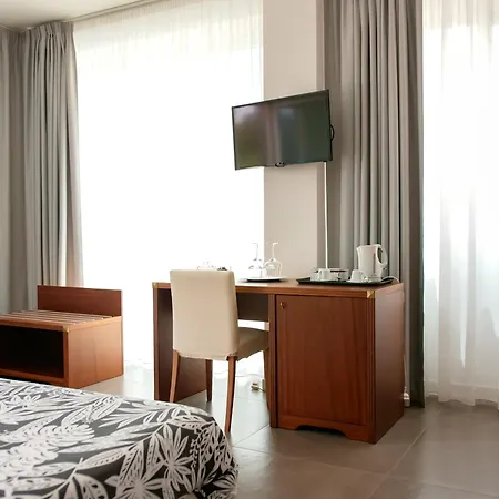 Bed & Breakfast Max Luxury - Servizio Inclusa *