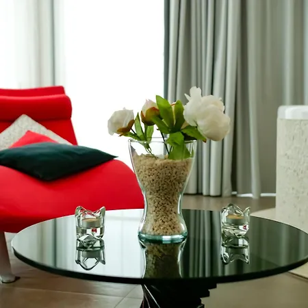 Max Luxury - Servizio Inclusa Пескичи