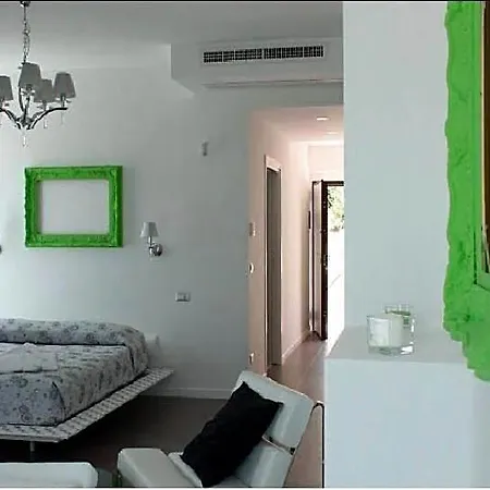 Bed & Breakfast Max Luxury - Servizio Inclusa