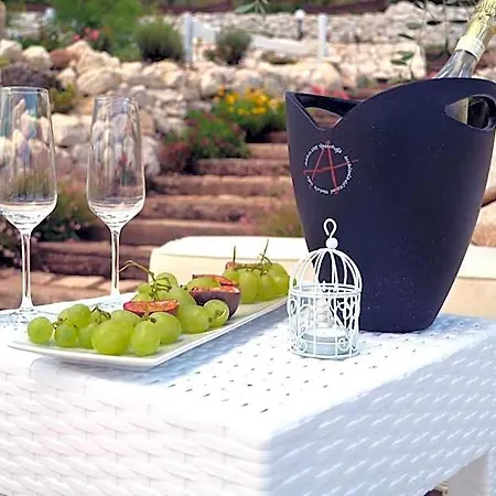 Bed & Breakfast Max Luxury - Servizio Inclusa 4*