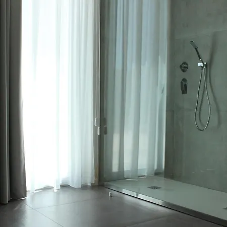 Bed & Breakfast Max Luxury - Servizio Inclusa *