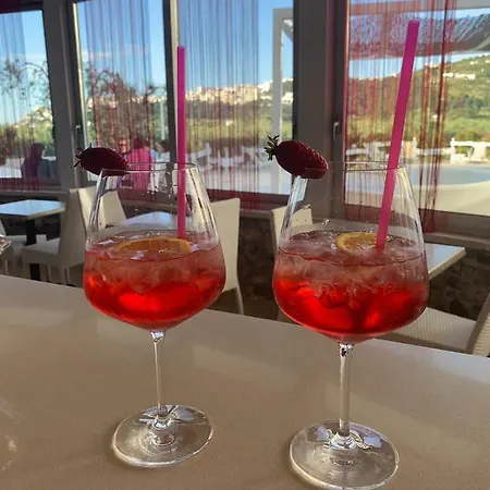 Max Luxury - Servizio Inclusa * Peschici