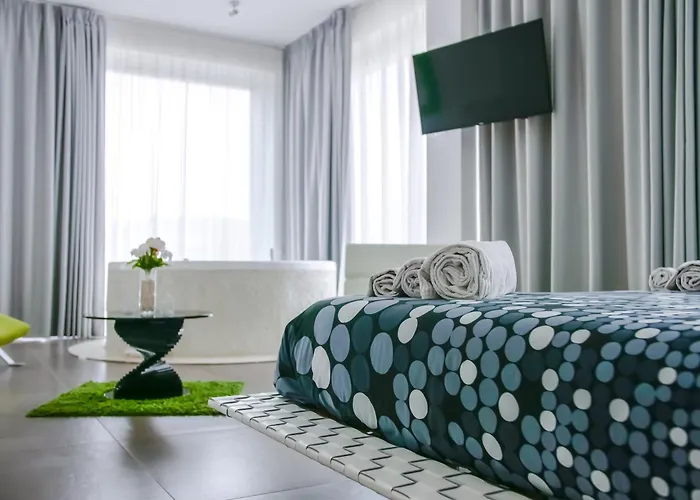 Bed & Breakfast Max Luxury - Servizio Inclusa 4*